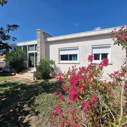 Maison 5 pièces 113 m² · à Saint-Agnant · 113 m² · 242 650 €