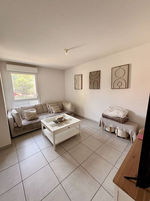 Appartement 3 pièces 67 m² · à Bassens · 67 m² · 210 000 €