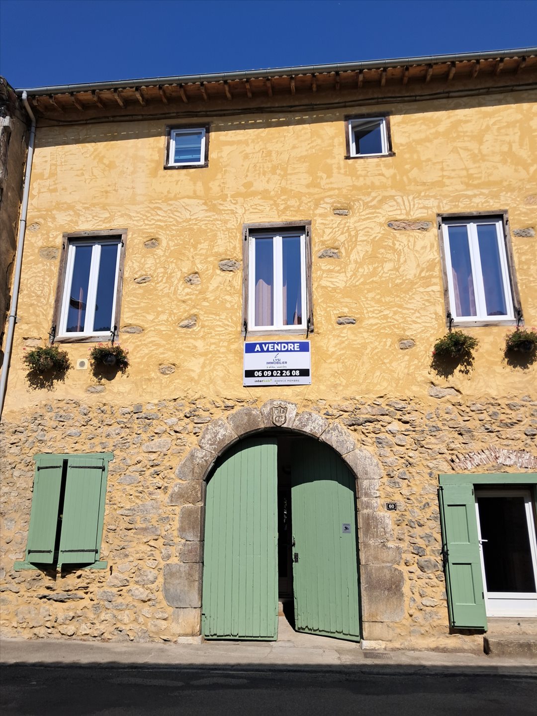 Maison à vendre, 460m², Roquefeuil