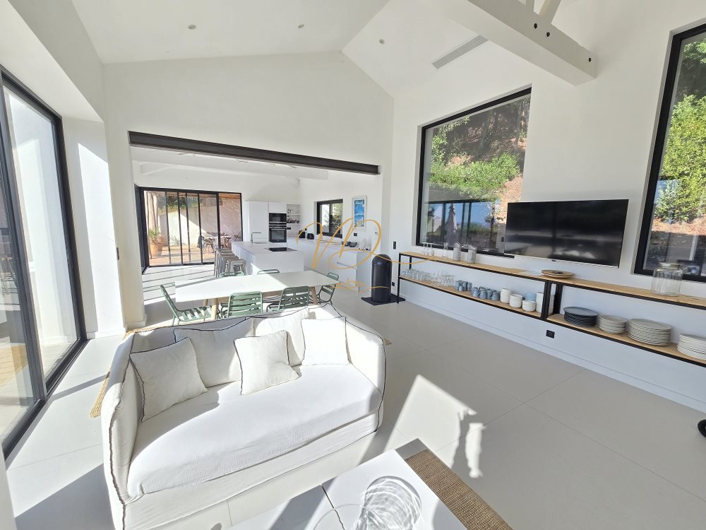 Maison à vendre, 180m², La Croix-Valmer
