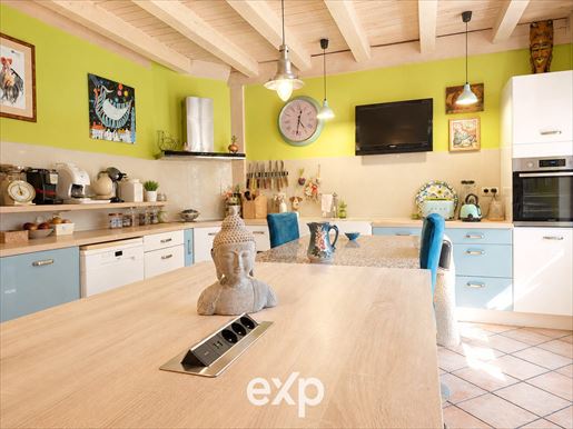 Maison 5 pièces 172 m² · à Chamoux-sur-Gelon · 172 m² · 465 000 €