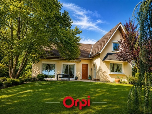 Maison 7 pièces 213 m² · à Saint-Georges-d'Espéranche · 213 m² · 490 000 €