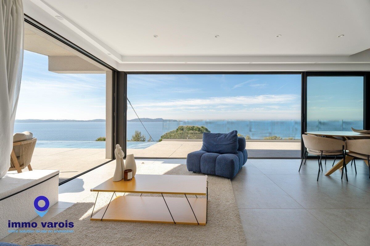Maison à vendre, 180m², Carqueiranne