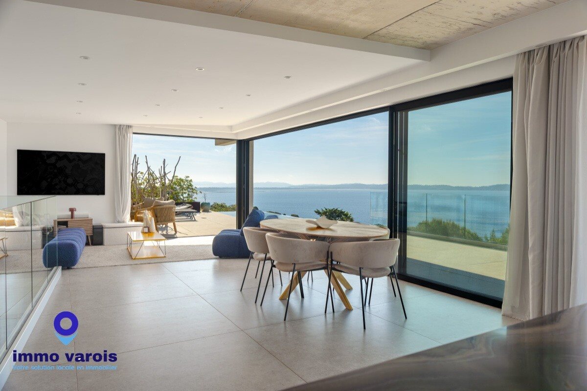 Maison à vendre, 180m², Carqueiranne