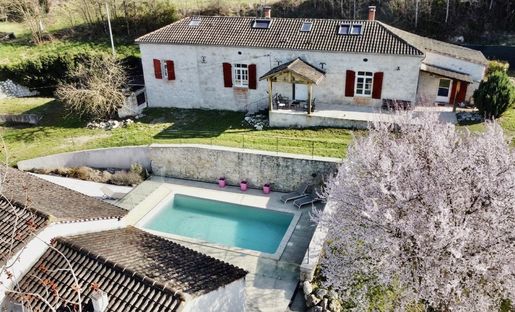 Maison 5 pièces 143 m² · à Bajamont · 143 m² · 349 000 €