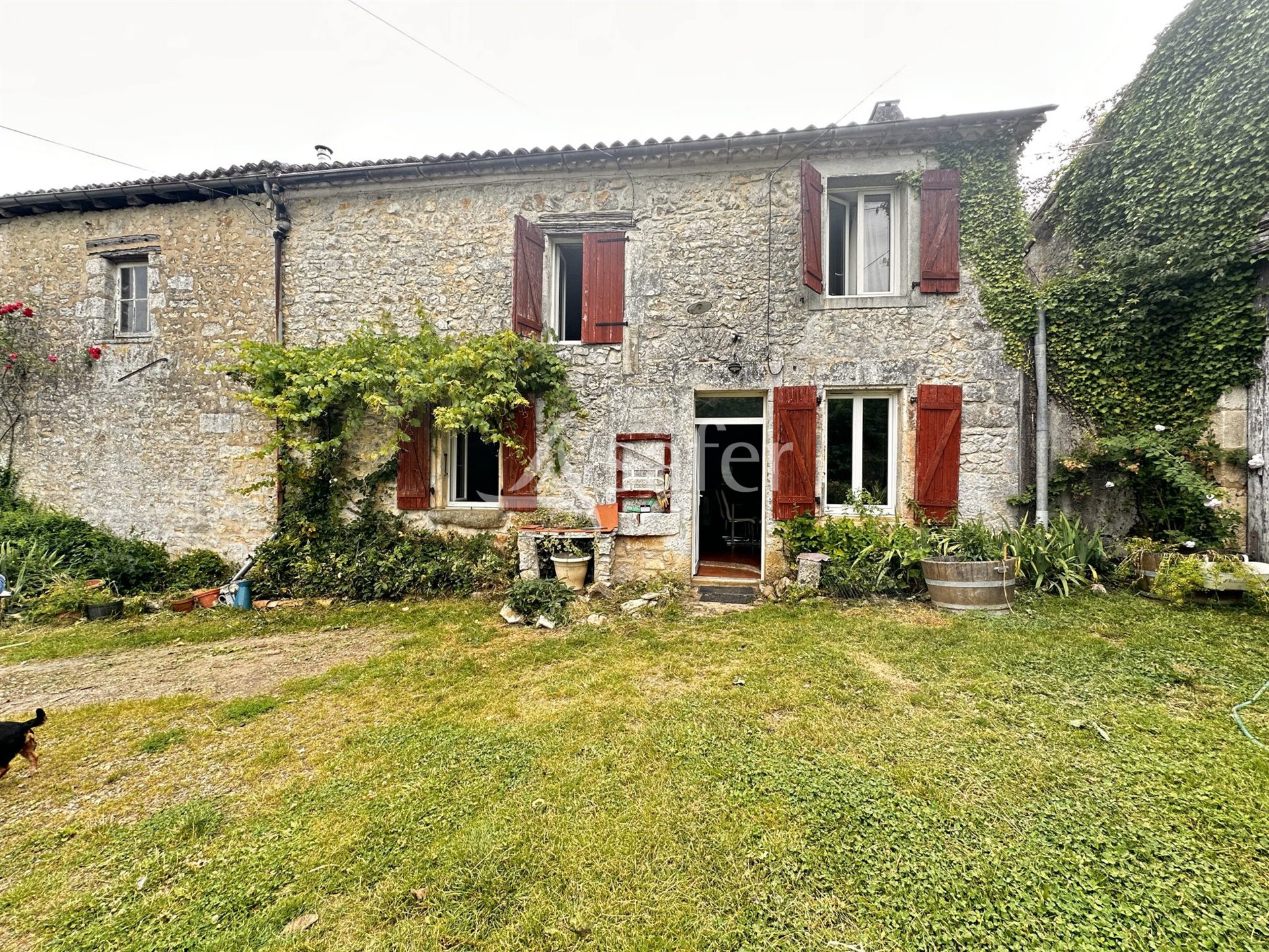 Maison à vendre, 217m², Montbron