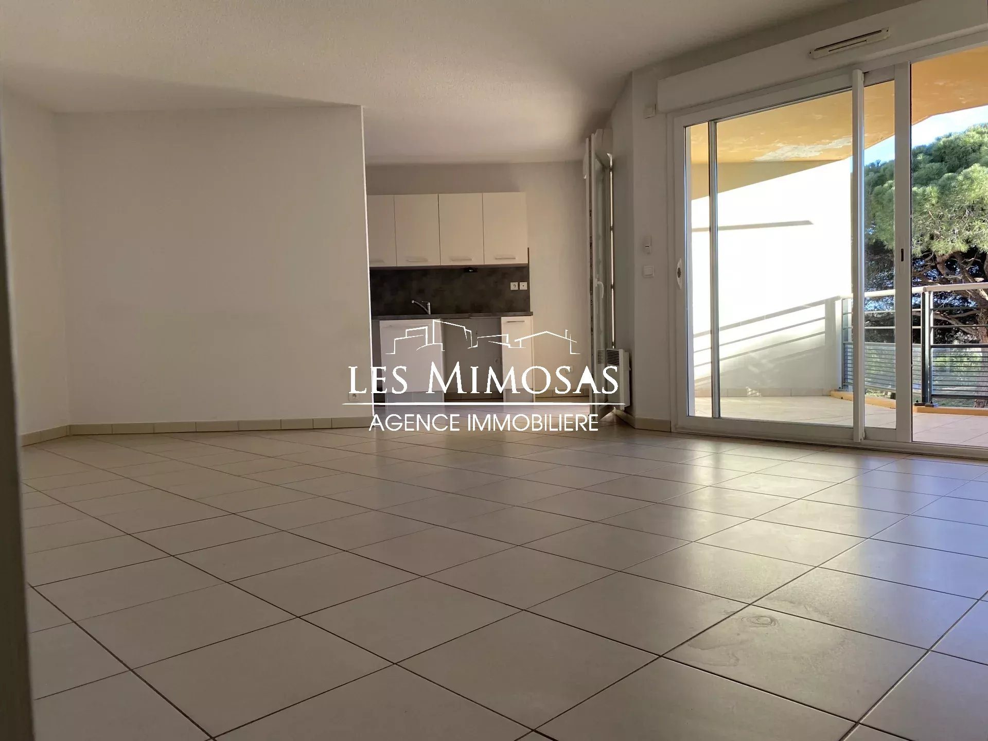 Appartement à vendre, 71m², Fréjus