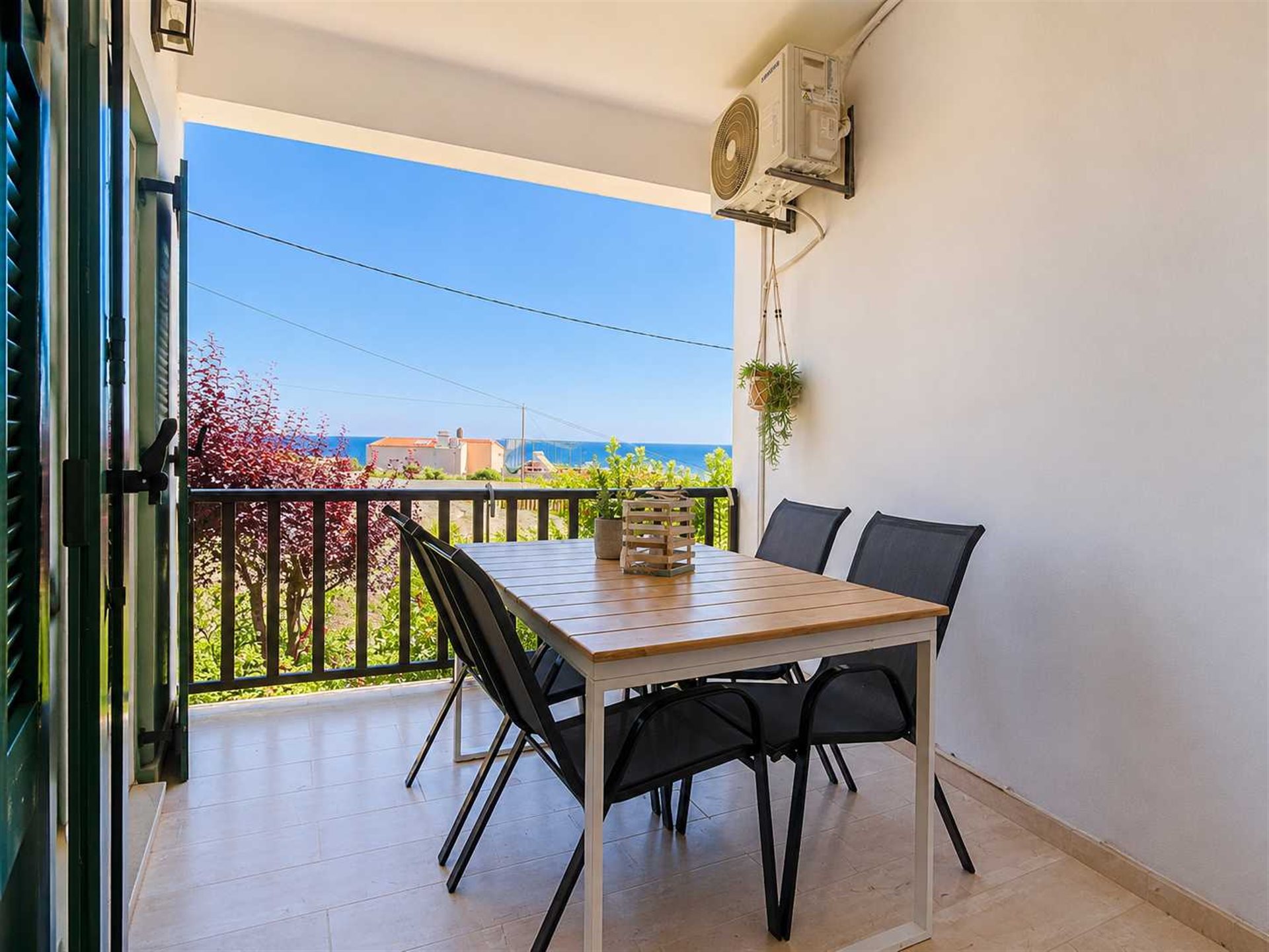Moderne Lejlighed med Udsigt til Havet - Gåafstand til Stranden og Faciliteter