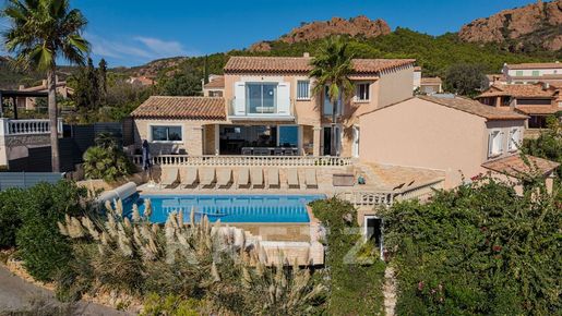 Maison 10 pièces 400 m² · à Saint-Raphaël · 400 m² · 2 790 000 €