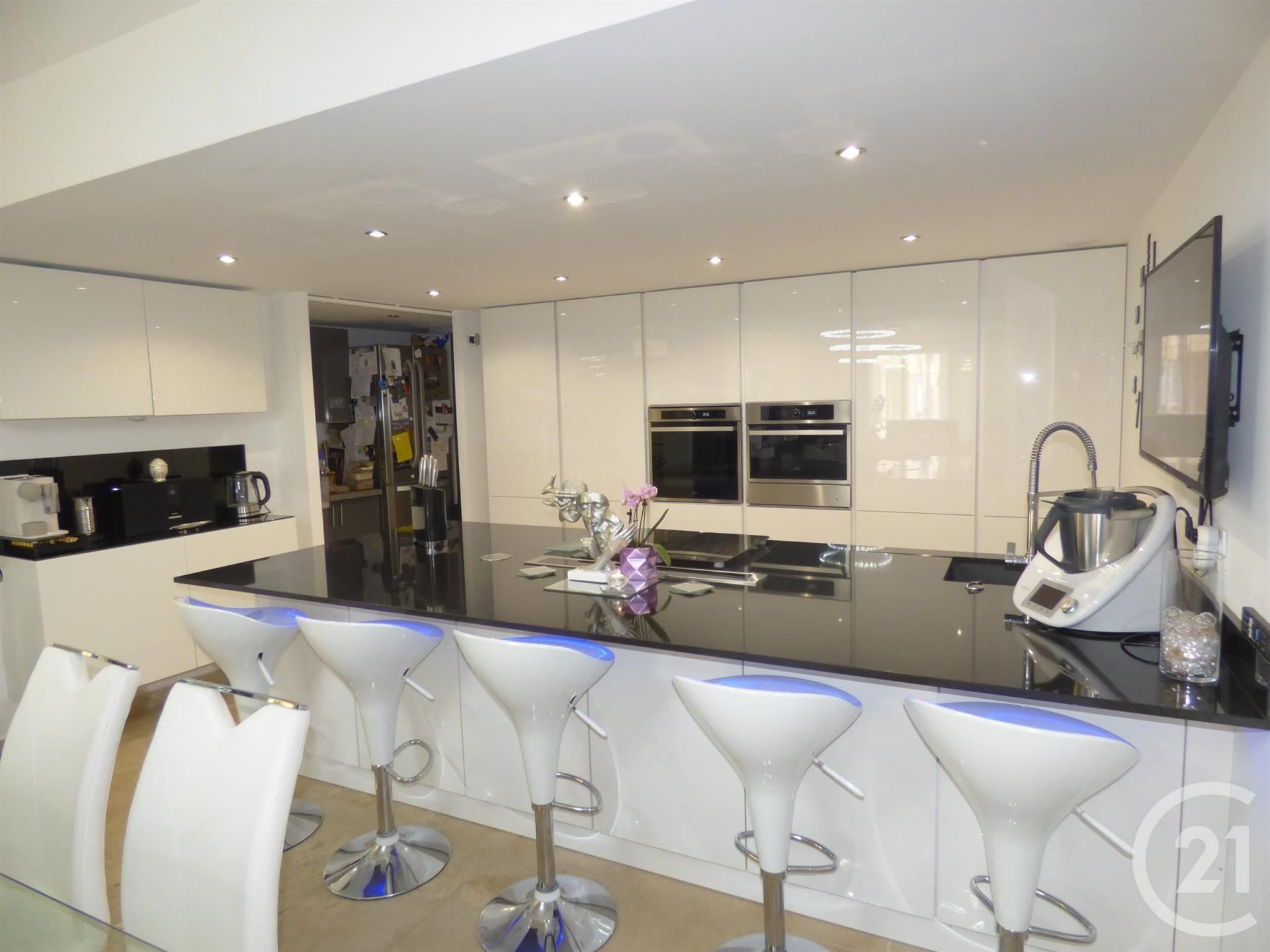 Maison à vendre, 226m², Saint-Maximin-la-Sainte-Baume