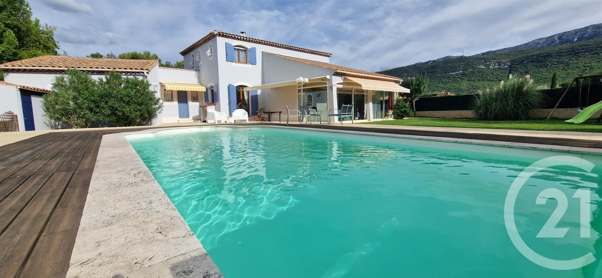 Maison à vendre, 220m², Nans-les-Pins