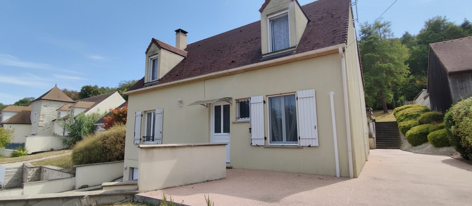 Maison à vendre, 110m², Dormelles