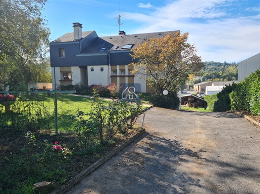 Maison 8 pièces 210 m² · à Espalion · 210 m² · 252 000 €