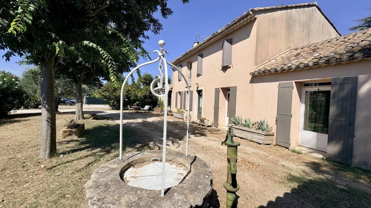 Maison à vendre, 208m², L'Isle-sur-la-Sorgue