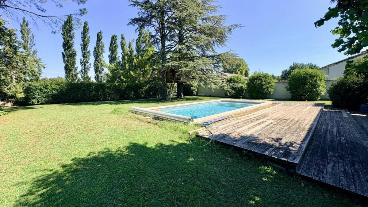 Maison à vendre, 208m², L'Isle-sur-la-Sorgue