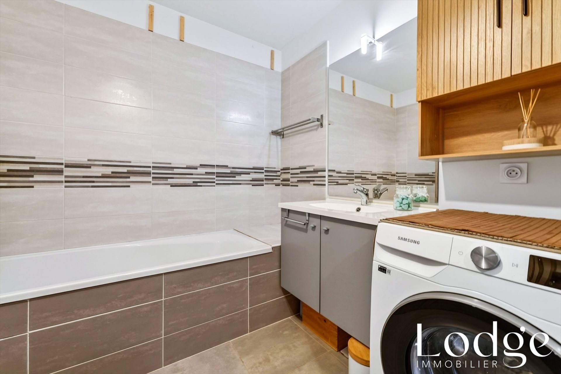 Appartement à vendre, 65m², Châteauneuf-le-Rouge