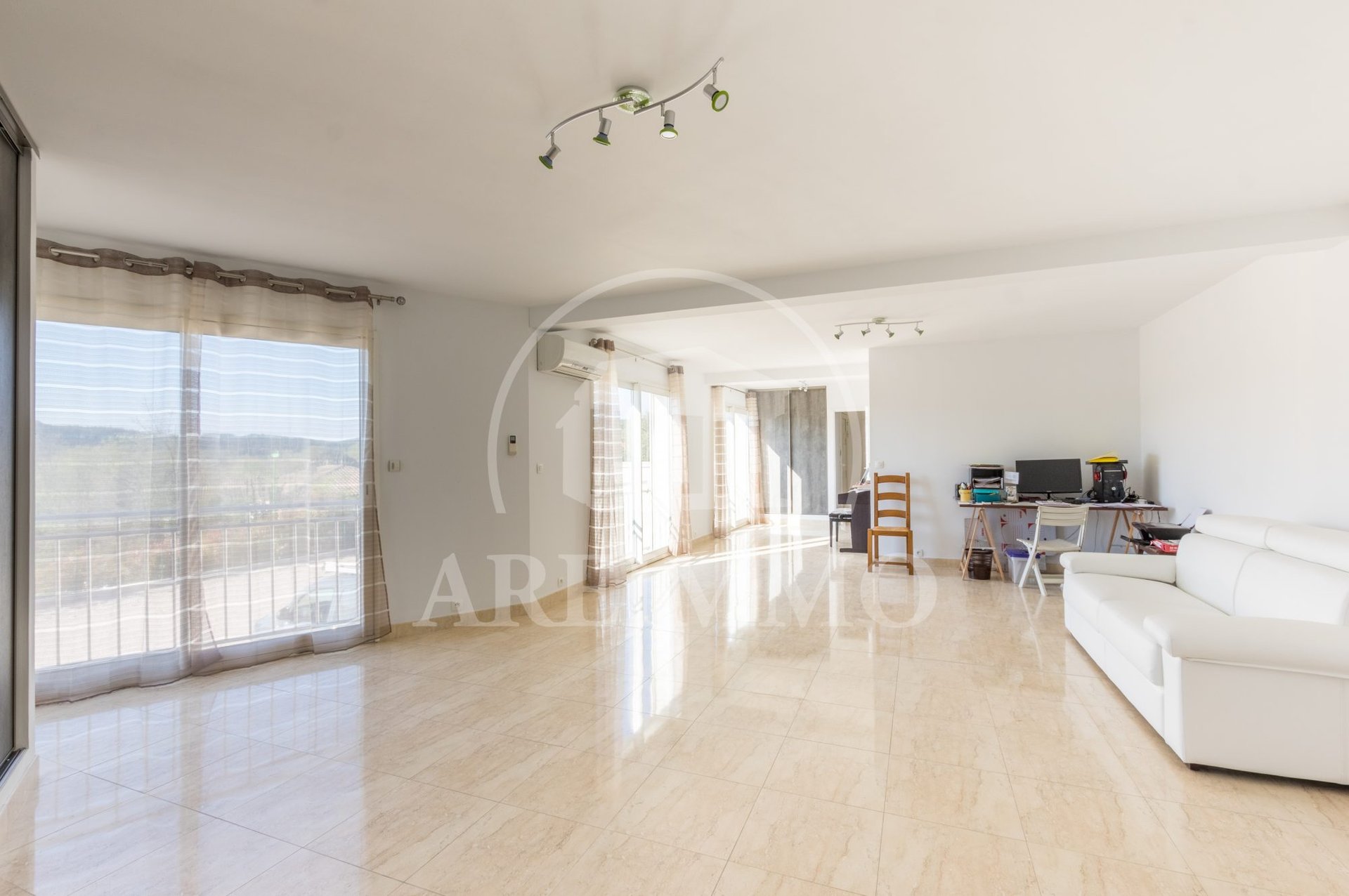 Maison à vendre, 160m², Saint-Martin-de-Londres
