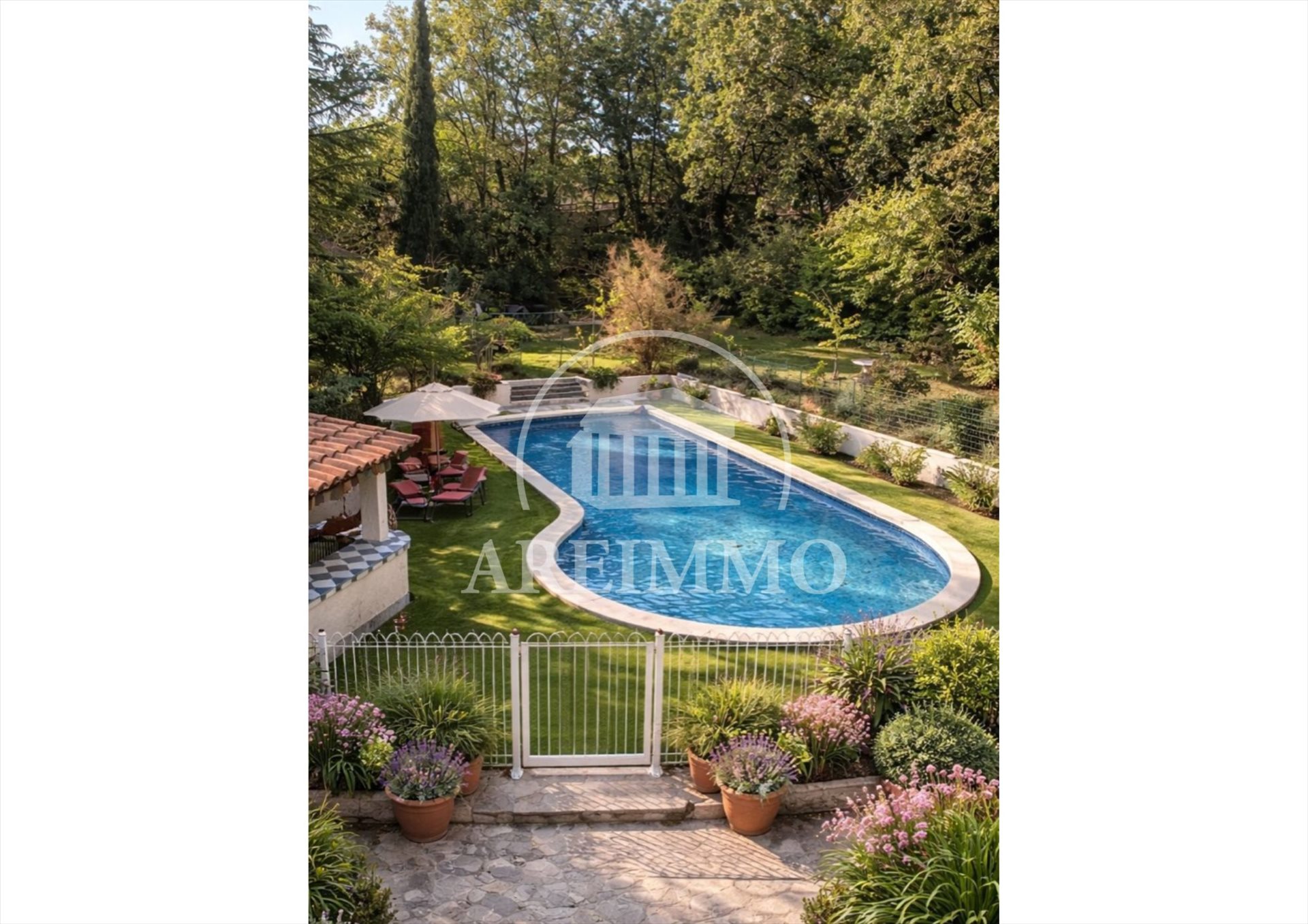 Maison à vendre, 282m², Saint-Martin-de-Londres