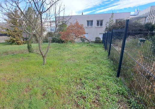 Terrain 635 m² · à Montpellier · 299 000 €