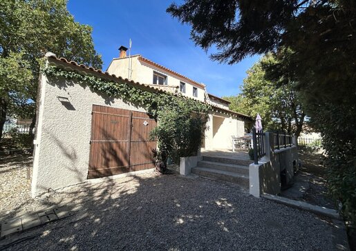 Maison 6 pièces 83 m² · à Saint-Martin-de-Londres · 83 m² · 330 000 €