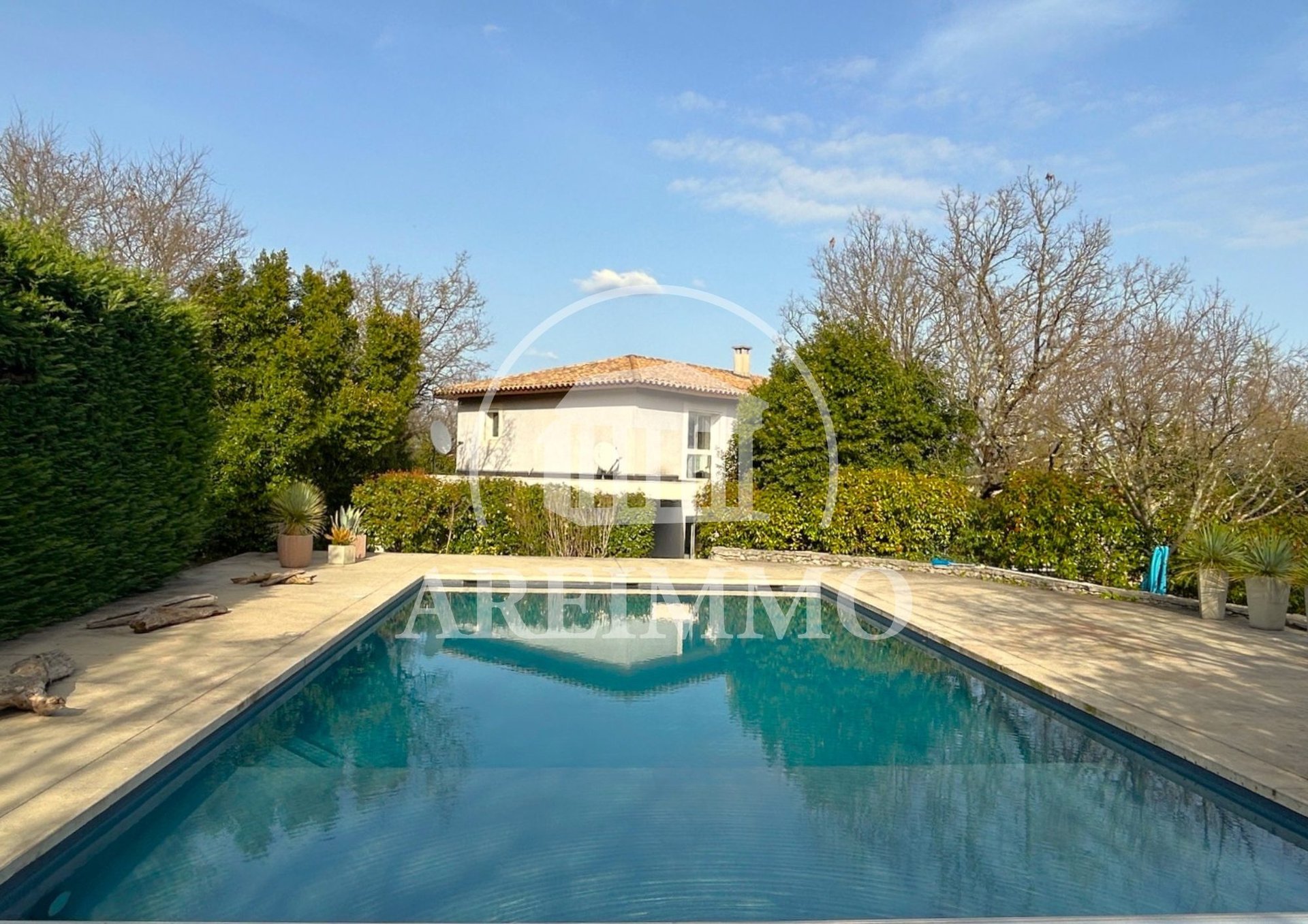 Maison à vendre, 286m², Saint-Martin-de-Londres