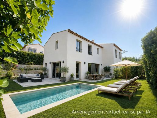 Maison 7 pièces 202 m² · à La Croix-Valmer · 202 m² · 1 170 000 €