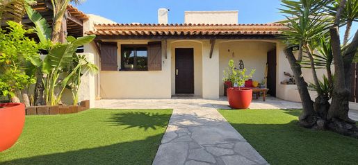 Maison 5 pièces 170 m² · à Saint-Laurent-du-Var · 170 m² · 899 000 €
