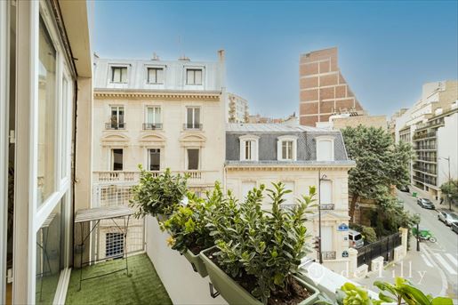 Appartement 3 pièces 57 m² · à Paris 16ème · 57 m² · 830 000 €