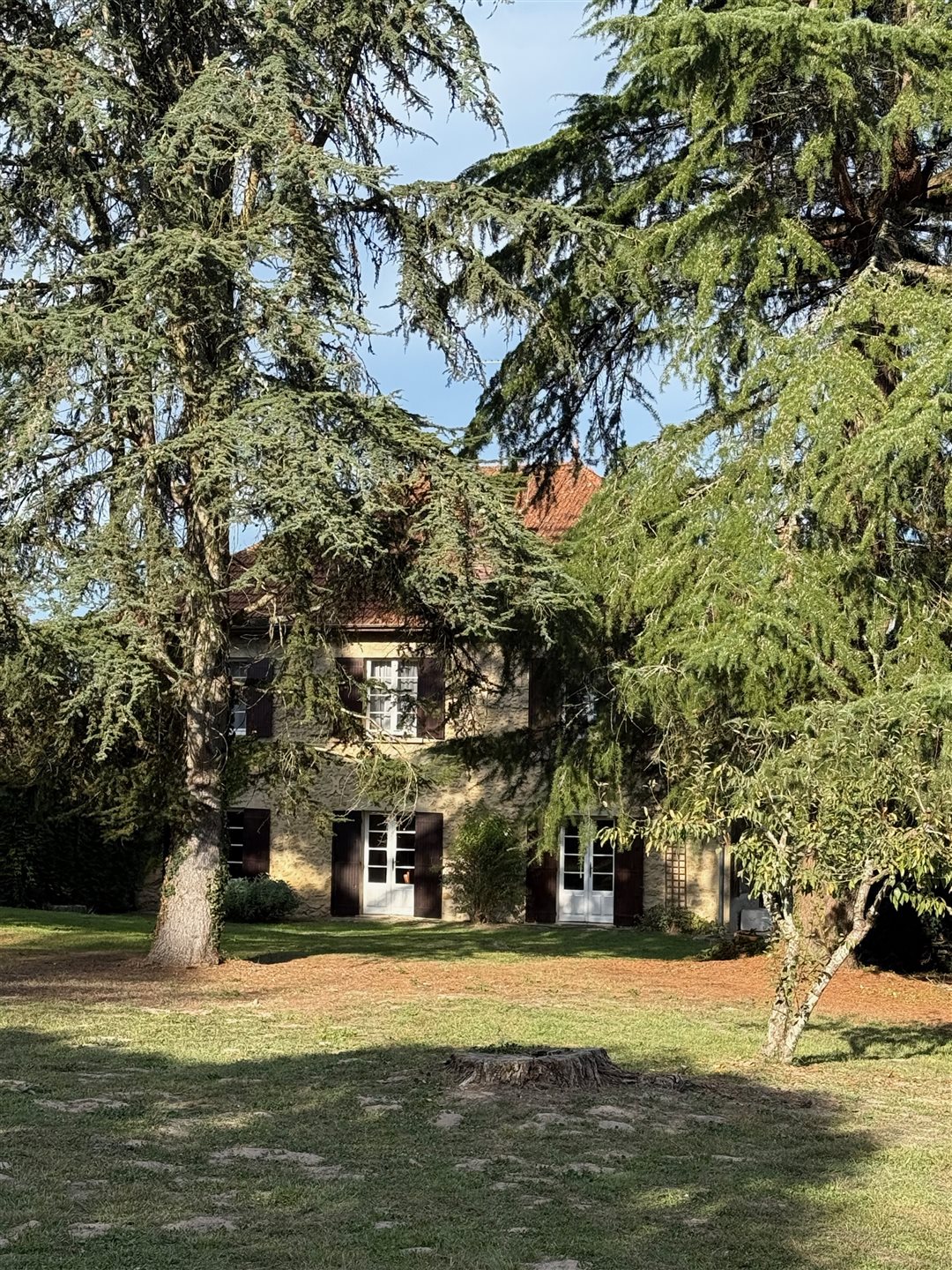 Maison 9 pièces 230 m² · à Roaillan · 230 m² · 687 500 €