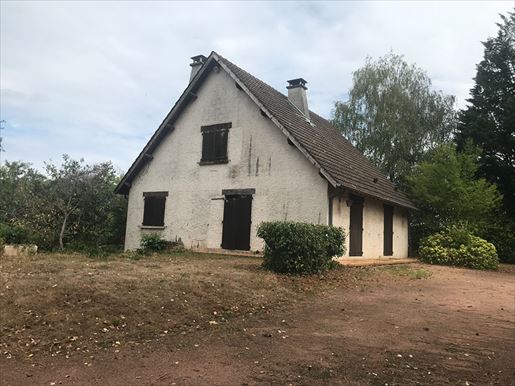 6 pièces 151 m² · à Poisson · 151 m² · 231 000 €