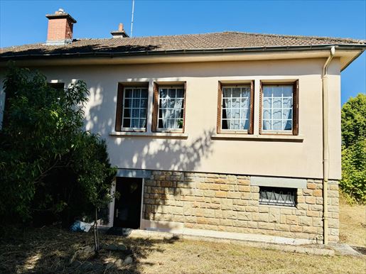 Maison 6 pièces 114 m² · à Paray-le-Monial · 114 m² · 168 000 €