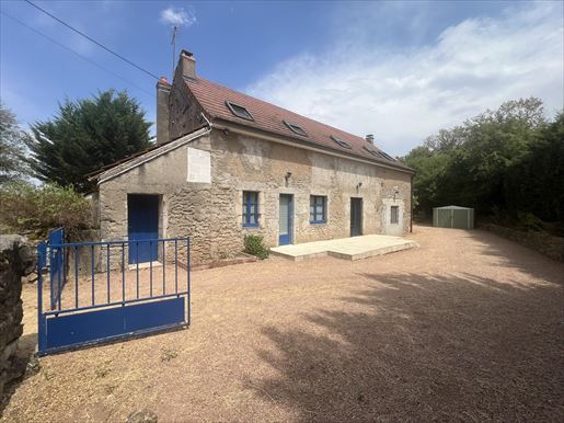 Maison 9 pièces 189 m² · à Vendenesse-lès-Charolles · 189 m² · 273 000 €