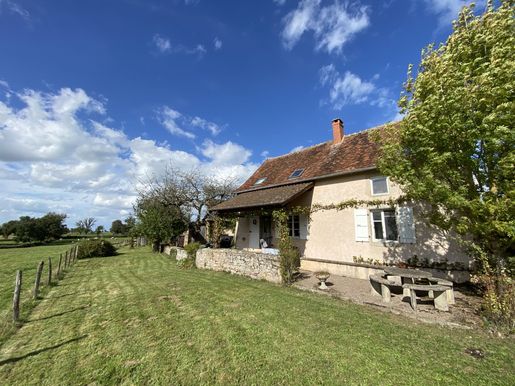 Maison 6 pièces 102 m² · à Charolles · 102 m² · 164 000 €