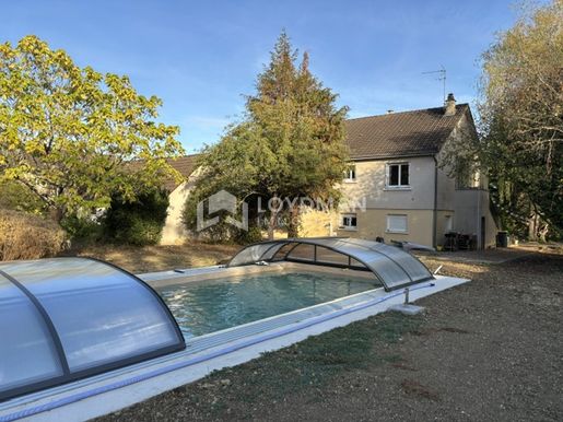 Maison 6 pièces 183 m² · à Bourges · 183 m² · 320 000 €