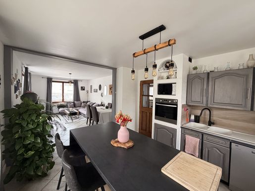 Appartement 3 pièces 82 m² · à Pontarlier · 82 m² · 265 000 €