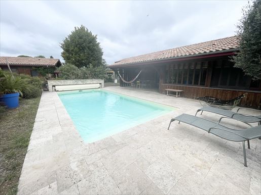 Maison 7 pièces 208 m² · à Lacanau · 208 m² · 884 000 €