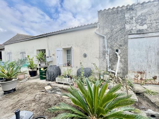 Maison 6 pièces 85 m² · à Saint-Laurent-Médoc · 85 m² · 169 000 €