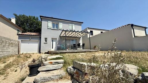 Maison 5 pièces 105 m² · à Bédarrides · 105 m² · 305 000 €