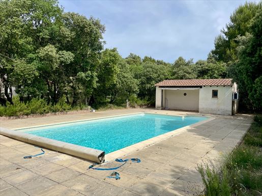 Maison 7 pièces 160 m² · à Grignan · 160 m² · 350 000 €