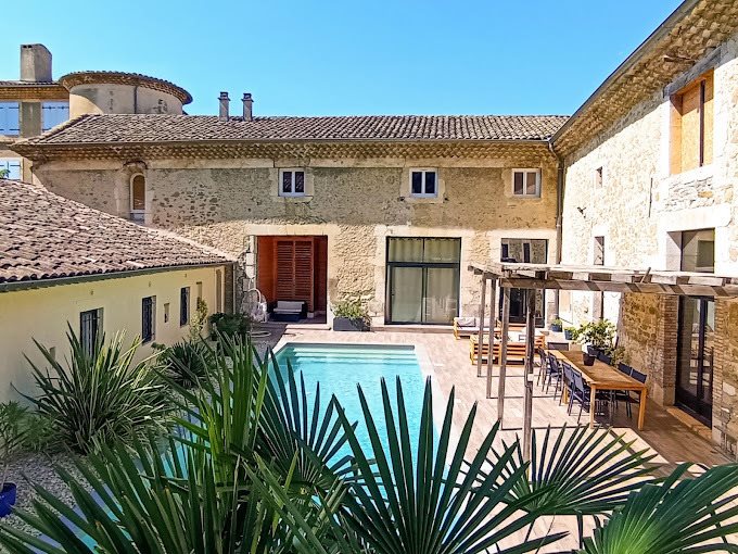 Maison à vendre, 460m², La Bégude-de-Mazenc