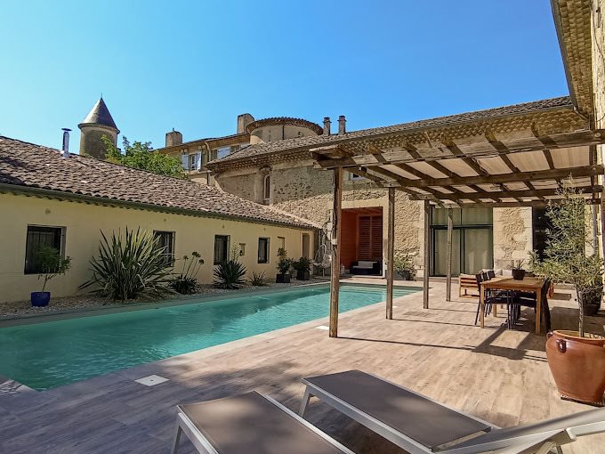 Maison à vendre, 460m², La Bégude-de-Mazenc
