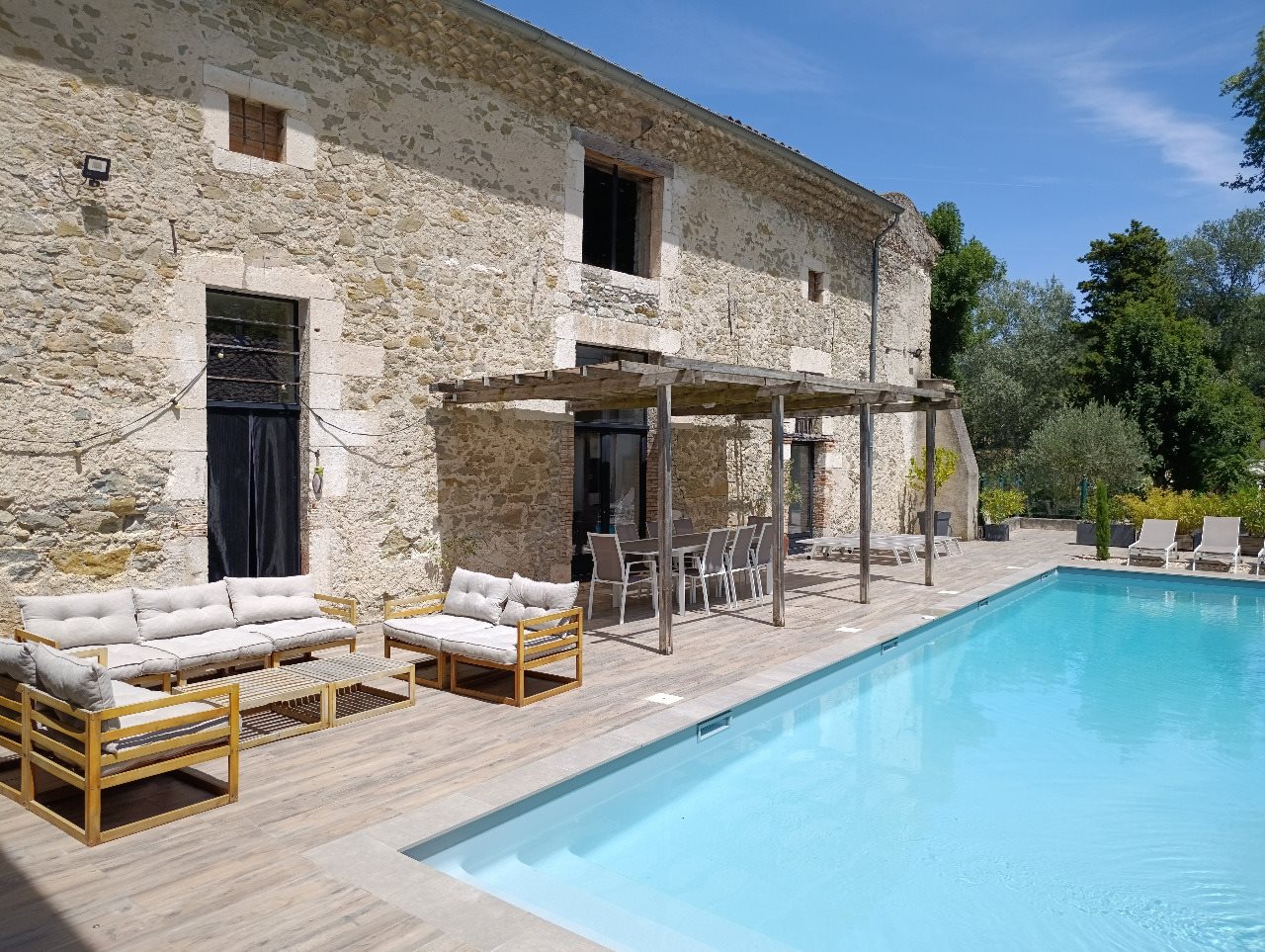 Maison à vendre, 460m², La Bégude-de-Mazenc