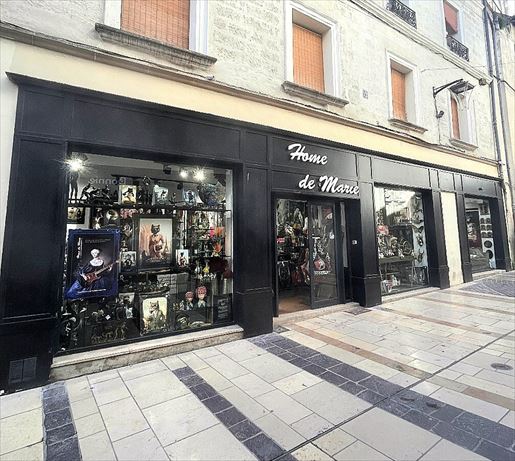 Local commercial 90 m² · à Avignon · 90 m² · 162 000 €