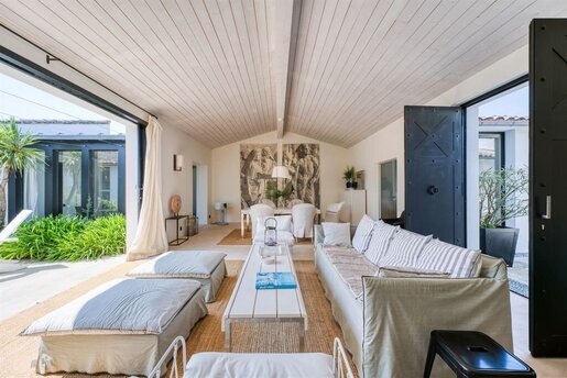 Maison 8 pièces 260 m² · à Loix · 260 m² · 2 100 000 €