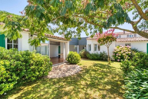 Maison 7 pièces 192 m² · à Le Bois-Plage-en-Ré · 192 m² · 1 759 000 €