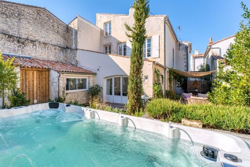 Maison 8 pièces 225 m² · à Saint-Martin-de-Ré · 225 m² · 2 380 000 €
