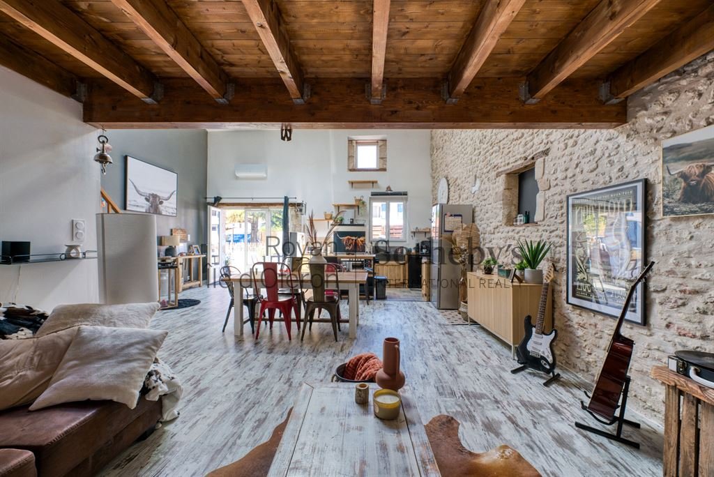 Maison à vendre, 530m², Saint-Sulpice-de-Royan