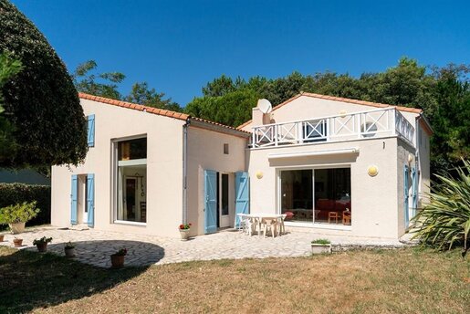 Maison 9 pièces 240 m² · à Saint-Palais-sur-Mer · 240 m² · 1 312 500 €