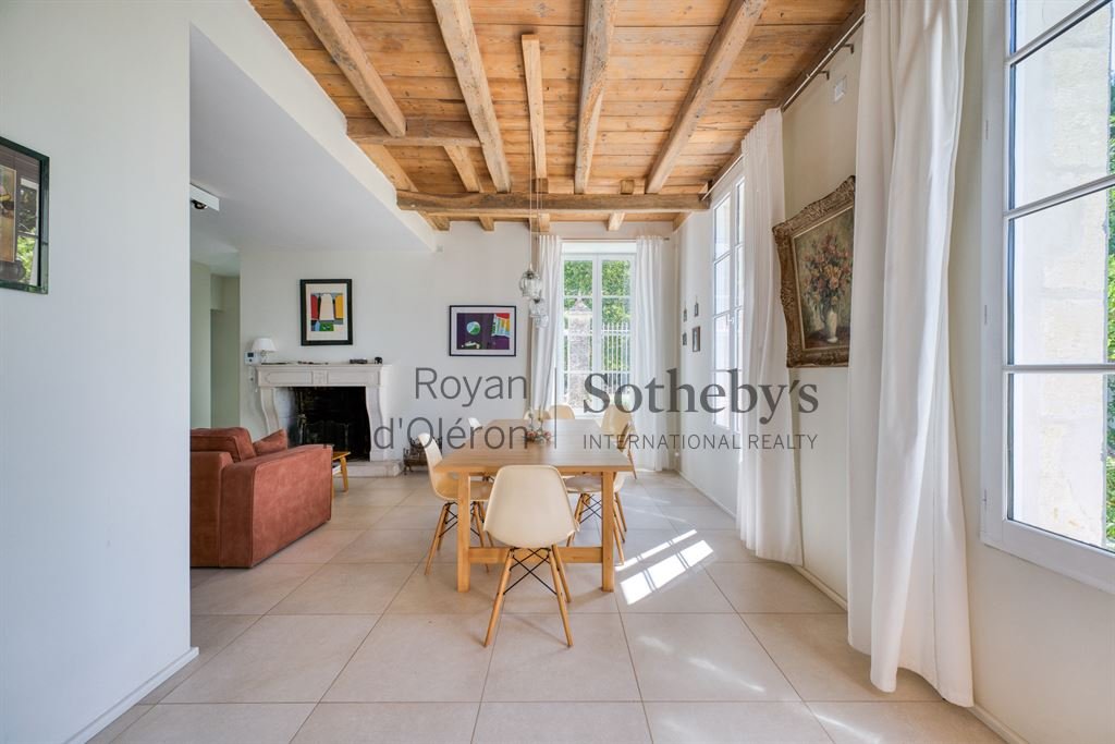 Maison à vendre, 202m², Cabariot