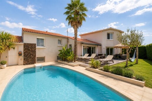 Maison 10 pièces 240 m² · à Royan · 240 m² · 997 500 €